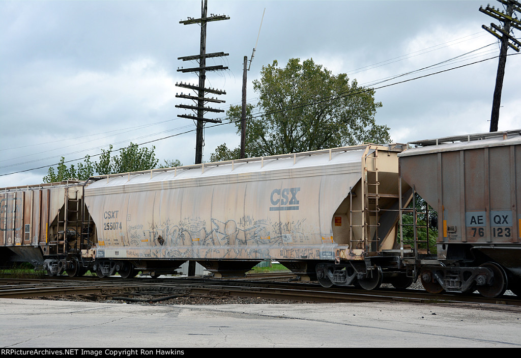 CSXT 255074